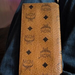 MCM Wallet